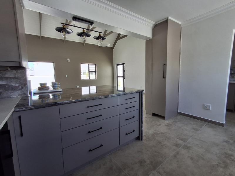 3 Bedroom Property for Sale in Britannia Bay Western Cape